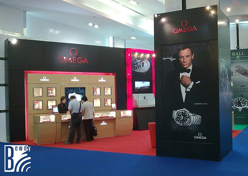 Omega-booth1.jpg