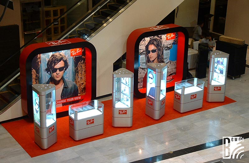 Ray-Ban-booth1.jpg